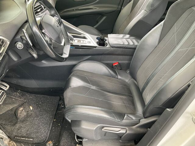 COMING SOON PEUGEOT 3008 CROSSWAY 1.5 BLUE HDI AUTO SPANISH LHD IN SPAIN 111000 MILES 2018