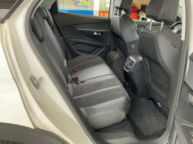 COMING SOON PEUGEOT 3008 CROSSWAY 1.5 BLUE HDI AUTO SPANISH LHD IN SPAIN 111000 MILES 2018