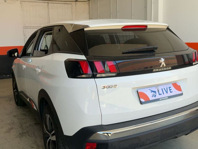 COMING SOON PEUGEOT 3008 ALLURE 1.2. E-THP AUTO SPANISH LHD IN SPAIN ONLY 39000 MILES 2020