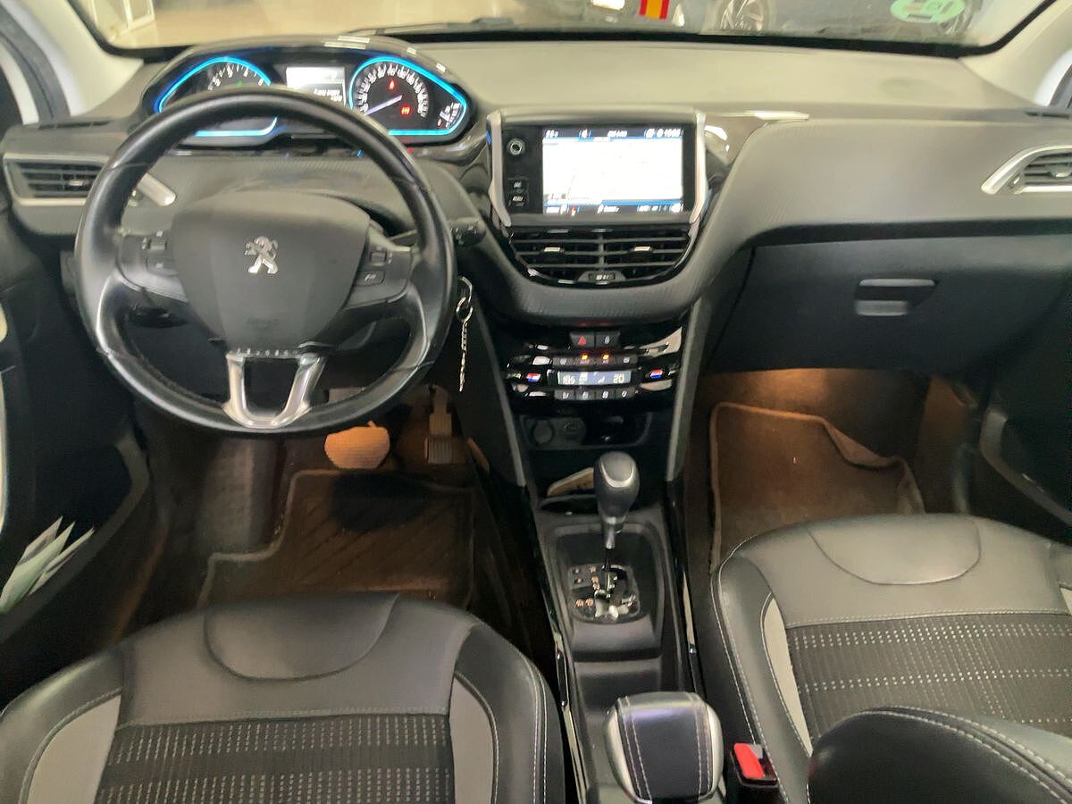 COMING SOON PEUGEOT 2008 ALLURE 1.2 E-THP AUTO SPANISH LHD IN SPAIN 58000 MILES 1 OWNER 2019