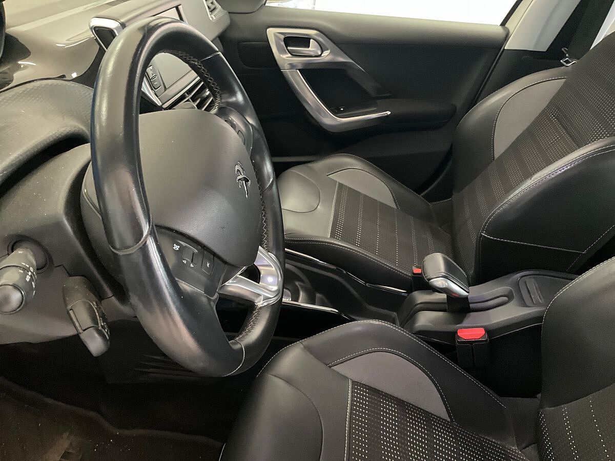 COMING SOON PEUGEOT 2008 ALLURE 1.2 E-THP AUTO SPANISH LHD IN SPAIN 58000 MILES 1 OWNER 2019