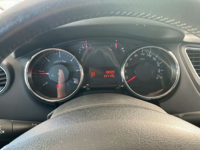 COMING SOON PEUGEOT 5008 STYLE 1.6 HDI AUTO SPANISH LHD IN SPAIN 91000 MILES 7 SEATS 2015