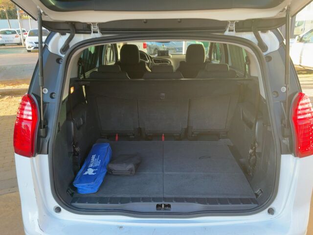 COMING SOON PEUGEOT 5008 STYLE 1.6 HDI AUTO SPANISH LHD IN SPAIN 91000 MILES 7 SEATS 2015