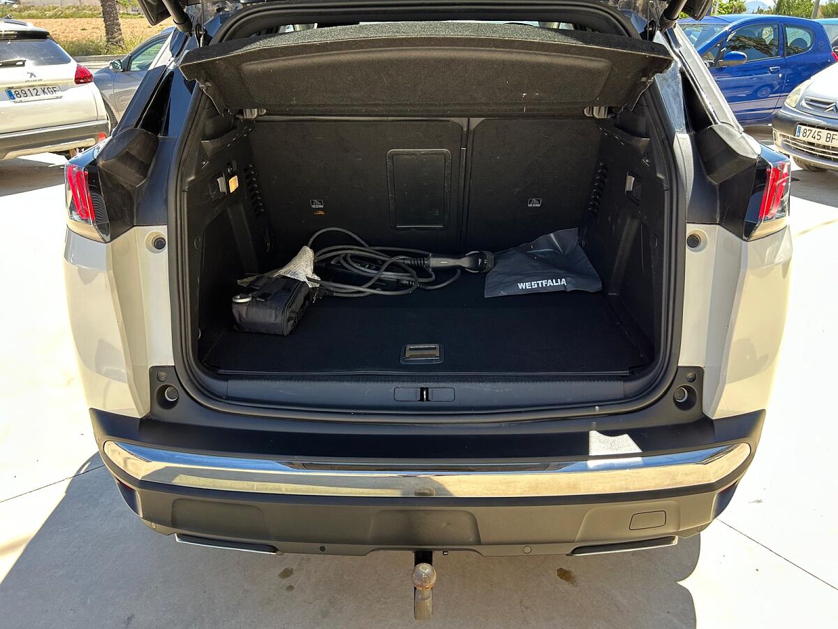 PEUGEOT 3008 GT 1.6 PHEV AUTO SPANISH LHD IN SPAIN 47000 MILES 1 OWNER 2021
