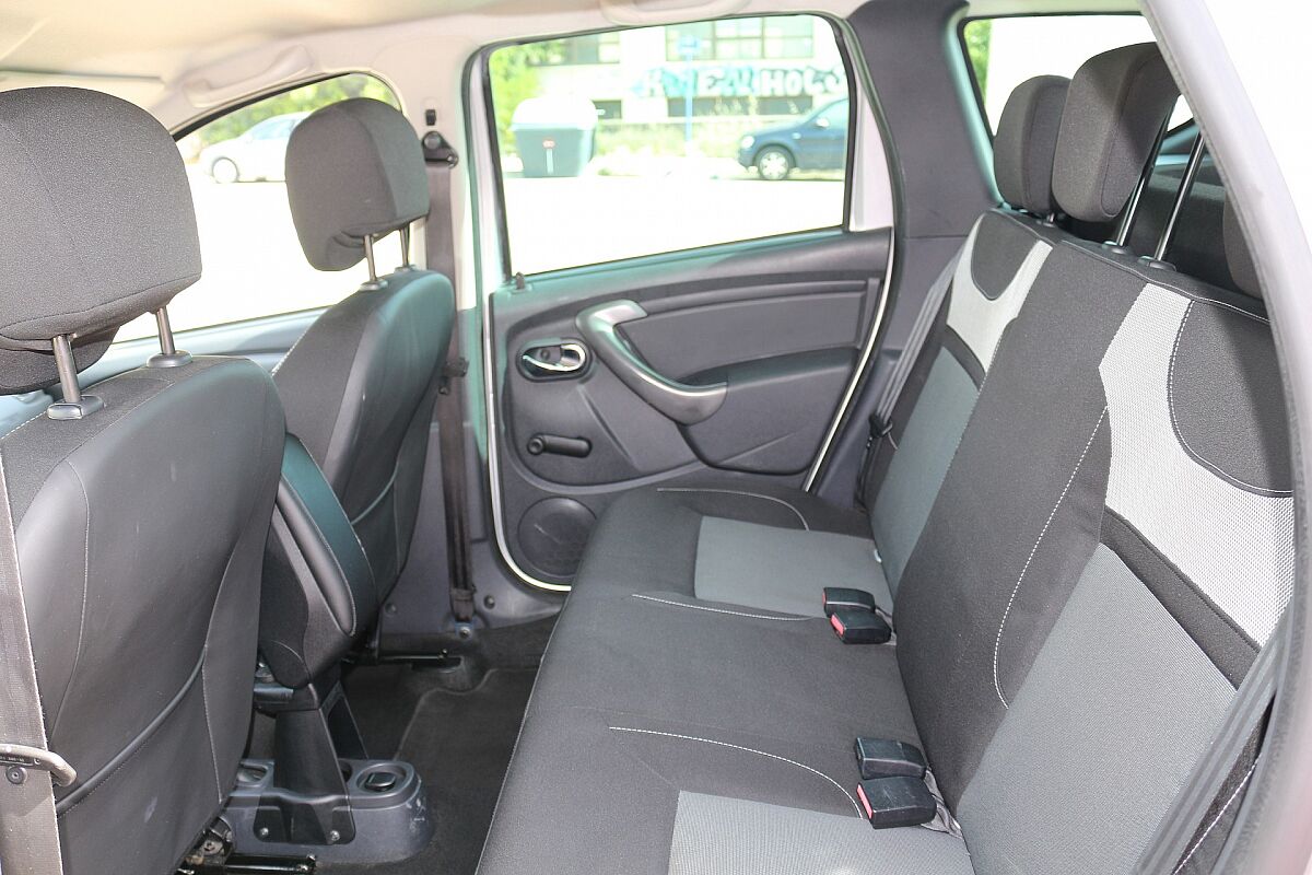 DACIA DUSTER LAUREATE 1.5 DCI SPANISH LHD IN SPAIN 110000 MILES SUPER 2016