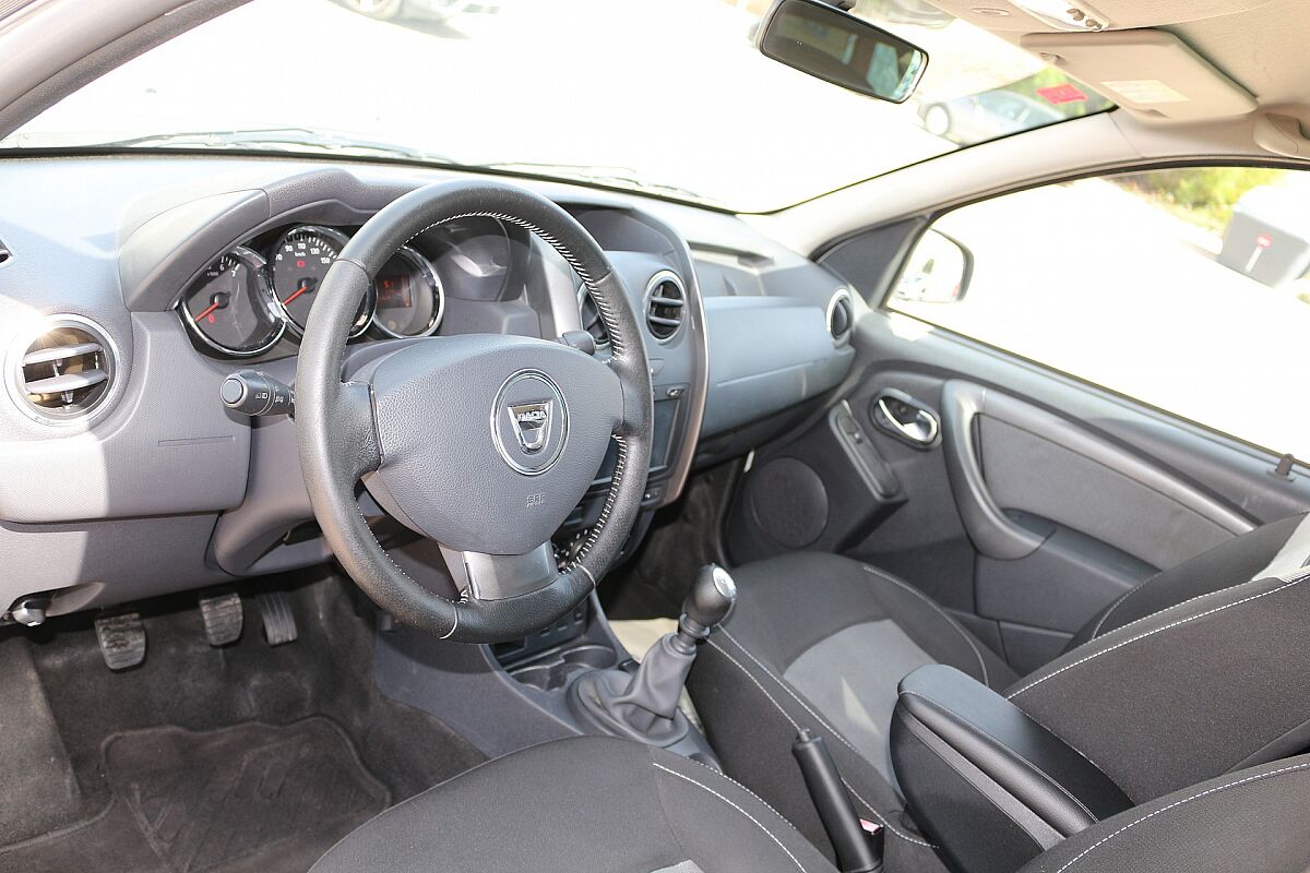 DACIA DUSTER LAUREATE 1.5 DCI SPANISH LHD IN SPAIN 110000 MILES SUPER 2016