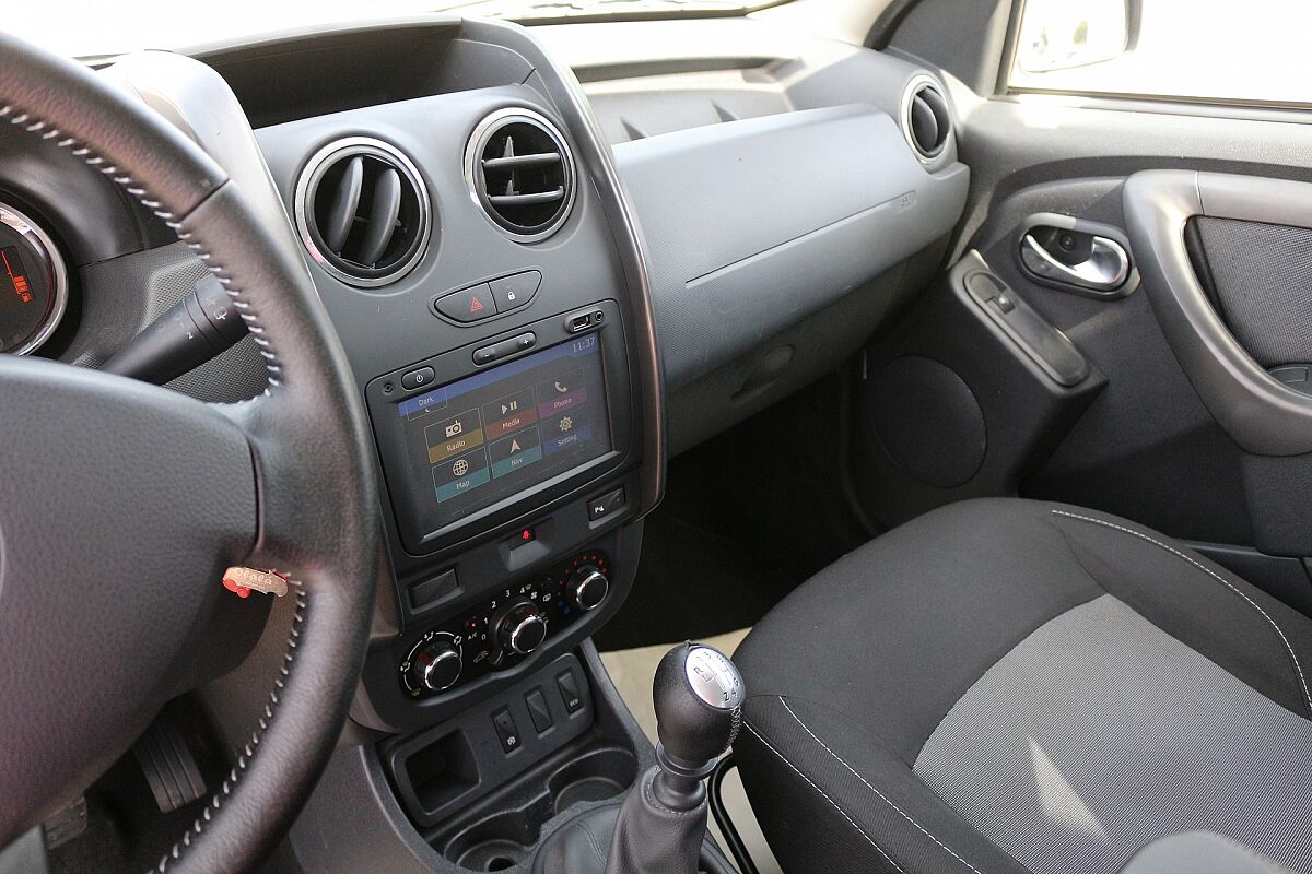 DACIA DUSTER LAUREATE 1.5 DCI SPANISH LHD IN SPAIN 110000 MILES SUPER 2016