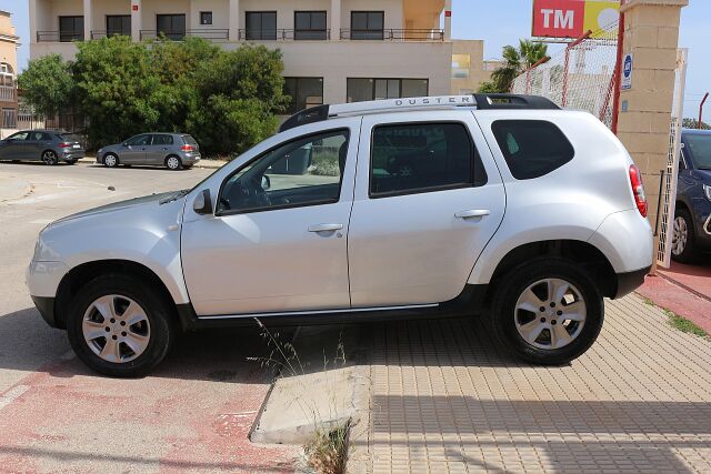 DACIA DUSTER LAUREATE 1.5 DCI SPANISH LHD IN SPAIN 110000 MILES SUPER 2016