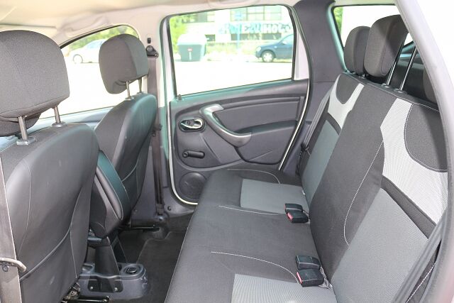 DACIA DUSTER LAUREATE 1.5 DCI SPANISH LHD IN SPAIN 110000 MILES SUPER 2016