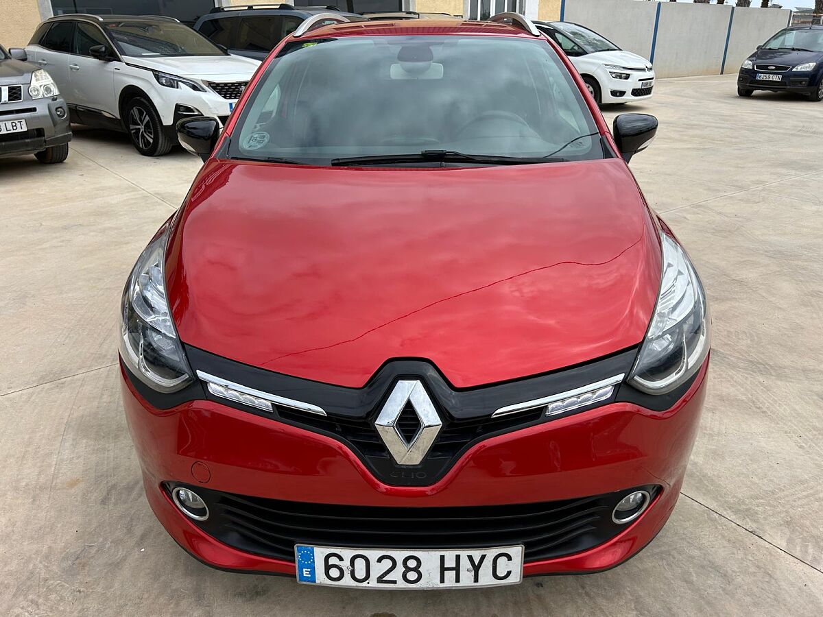 RENAULT CLIO DYNAMIQUE ESTATE 1.5 DCI SPANISH LHD IN SPAIN 70000 MILES 2014