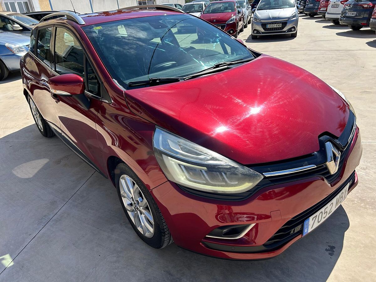 RENAULT CLIO DYNAMIQUE ESTATE 0.9 TCE SPANISH LHD IN SPAIN 56000 MILES 2016