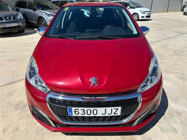 PEUGEOT 208 ALLURE 1.2 E-THP AUTO SPANISH LHD IN SPAIN 113000 MILES SUPERB 2015