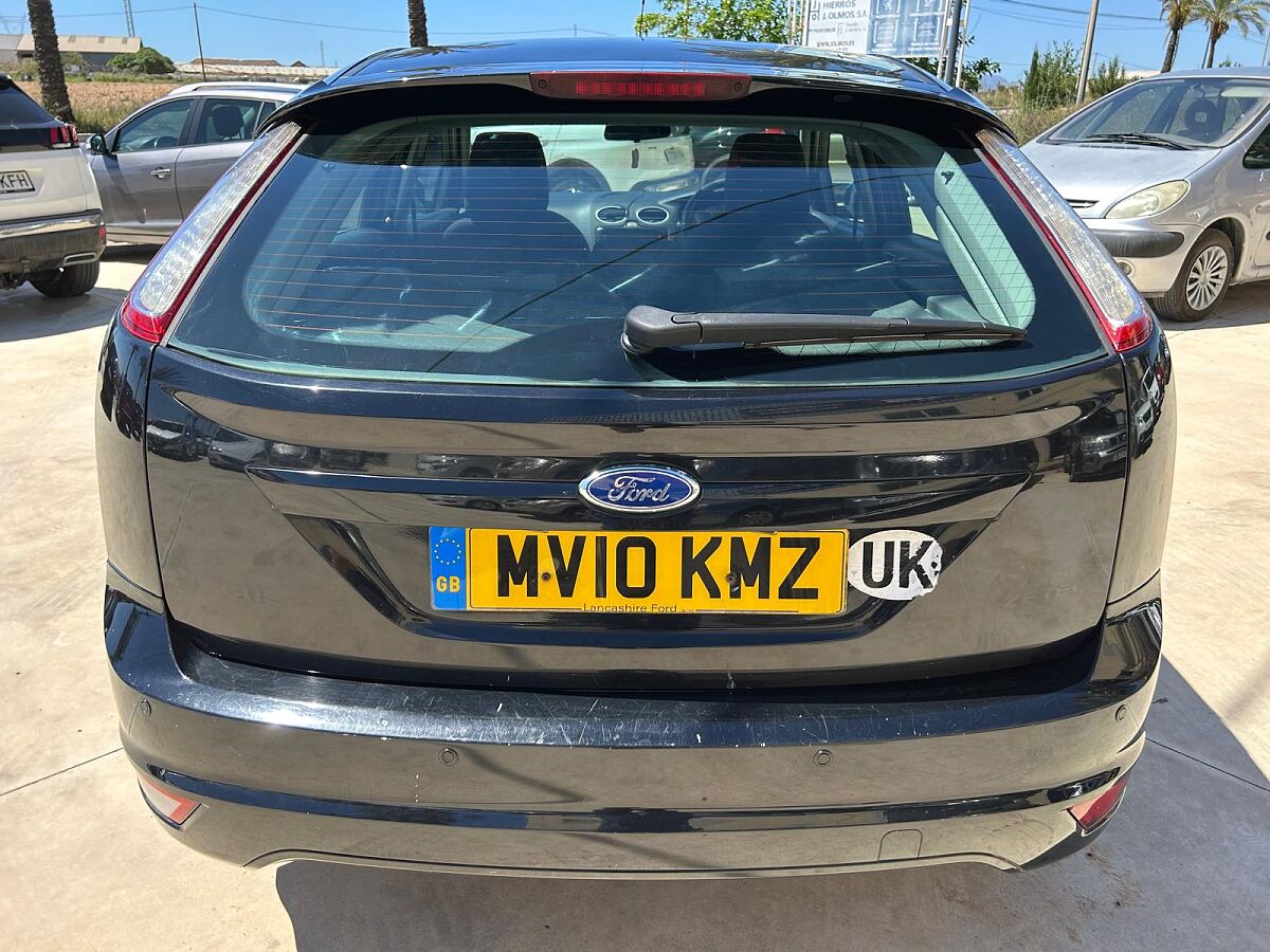 FORD FOCUS ZETEC 1.6 UK RHD IN SPAIN 132000 MILES LONG MOT SUPERB 2010