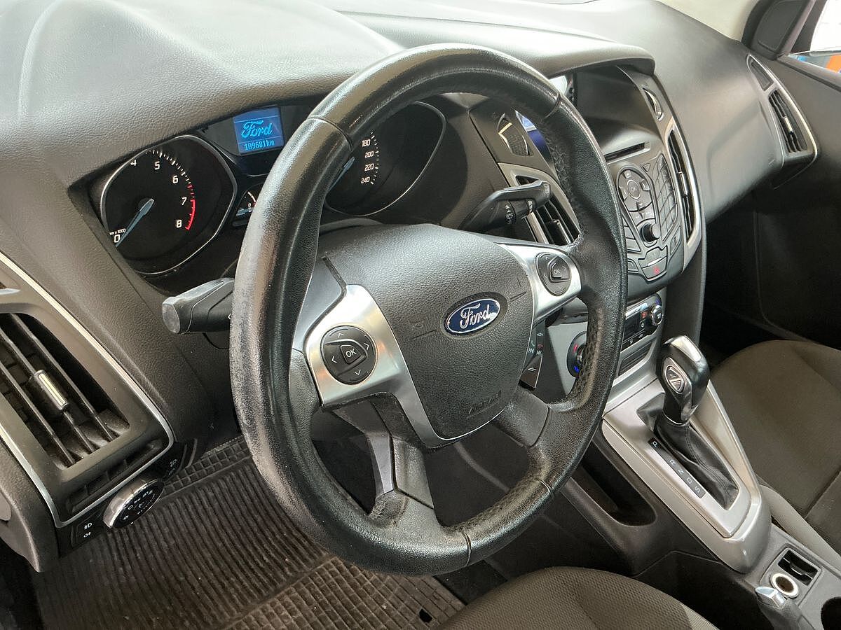 COMING SOON FORD FOCUS TREND 1.6 TI-VCT AUTO SPANISH LHD IN SPAIN ONLY 68000 MILES 2012