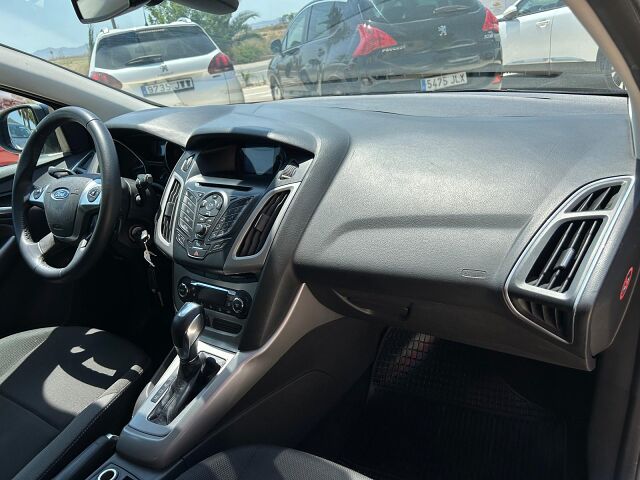 FORD FOCUS TREND 1.6 TI-VCT AUTO SPANISH LHD IN SPAIN ONLY 68000 MILES 2012
