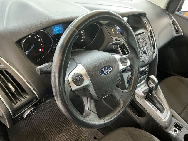 COMING SOON FORD FOCUS TREND 1.6 TI-VCT AUTO SPANISH LHD IN SPAIN ONLY 68000 MILES 2012