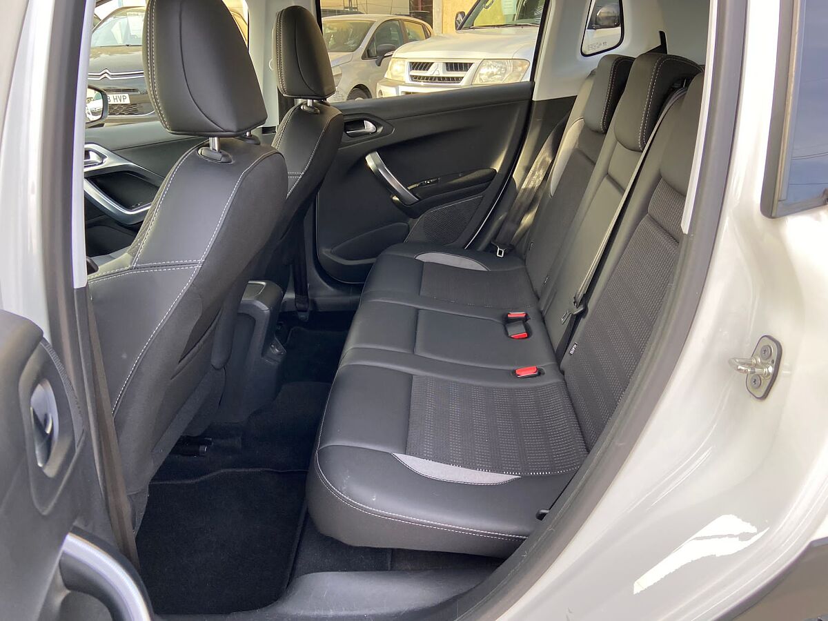 COMING SOON PEUGEOT 2008 ALLURE 1.2 E-THP AUTO SPANISH LHD IN SPAIN 44000 MILES SUPERB 2018