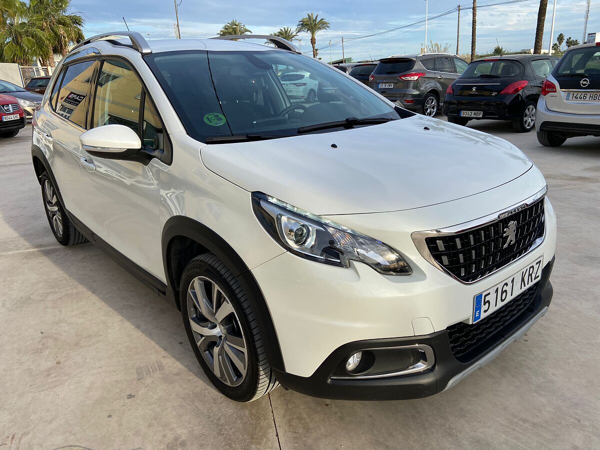 COMING SOON PEUGEOT 2008 ALLURE 1.2 E-THP AUTO SPANISH LHD IN SPAIN 44000 MILES SUPERB 2018