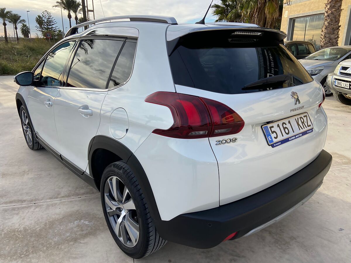 COMING SOON PEUGEOT 2008 ALLURE 1.2 E-THP AUTO SPANISH LHD IN SPAIN 44000 MILES SUPERB 2018