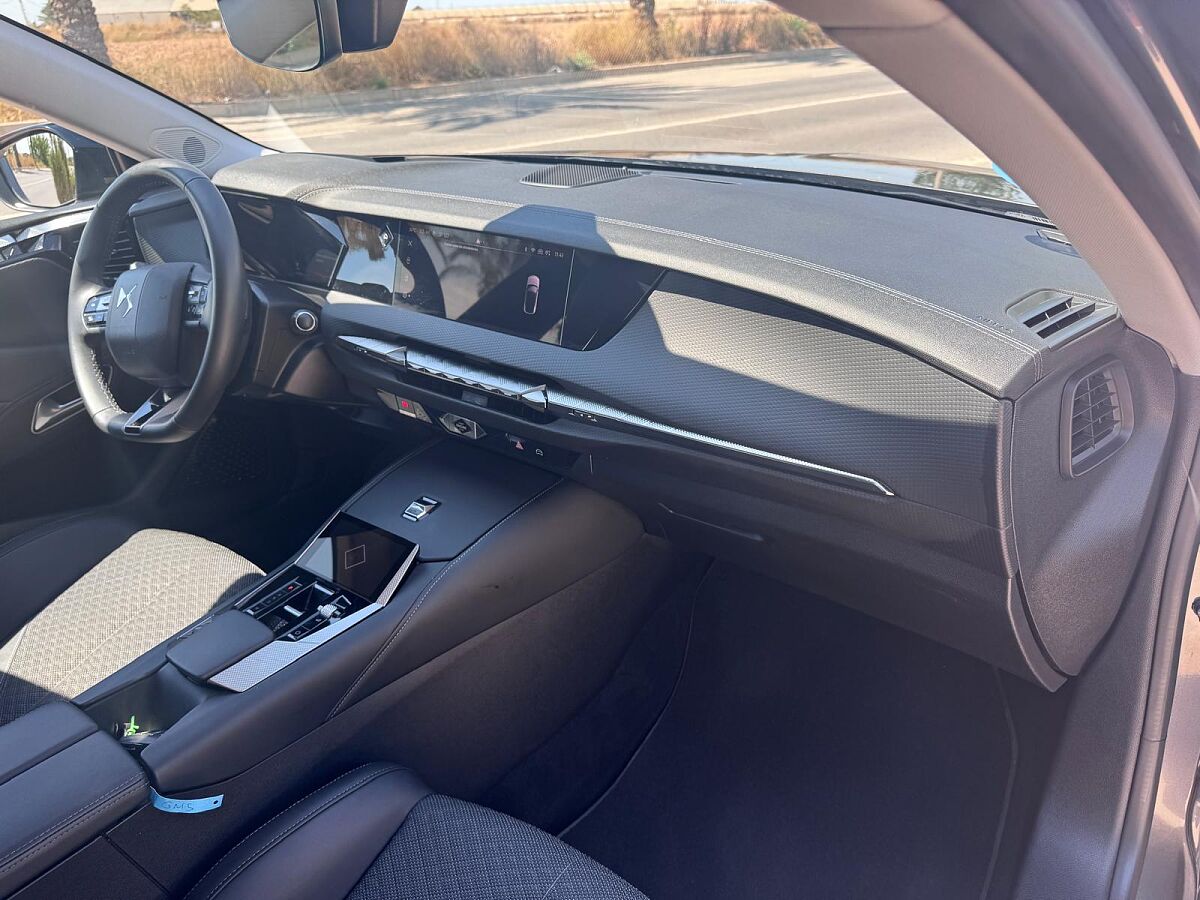 CITROEN DS4 TROCADERO 1.2 E-THP AUTO SPANISH LHD IN SPAIN ONLY 27000 MILES 2022