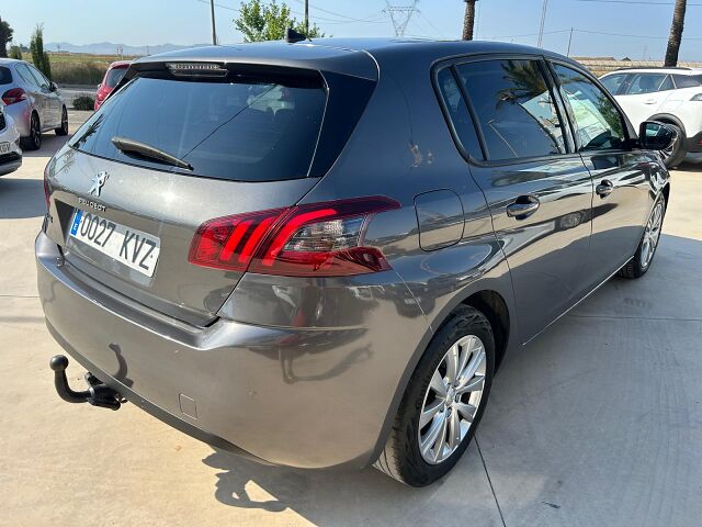 PEUGEOT 308 STYLE 1.2 E-THP AUTO SPANISH LHD IN SPAIN 64000 MILES SUPERB 2019