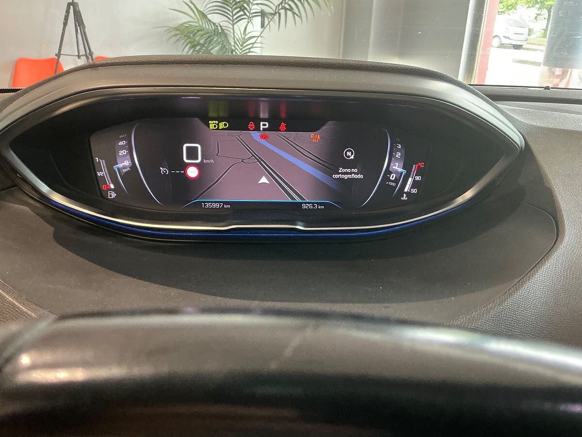 COMING SOON PEUGEOT 3008 ALLURE 1.5 HDI AUTO SPANISH LHD IN SPAIN 84000 MILES STUNNING 2022