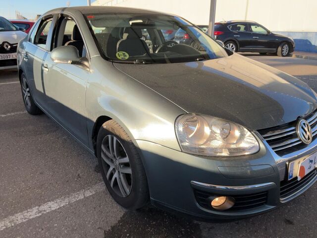 COMING SOON VOLKSWAGEN JETTA ADVANCE 1.9 TDI AUTO SPANISH LHD IN SPAIN ONLY 49000 MILES 2007
