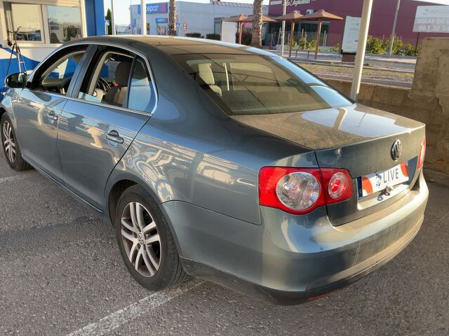 COMING SOON VOLKSWAGEN JETTA ADVANCE 1.9 TDI AUTO SPANISH LHD IN SPAIN ONLY 49000 MILES 2007