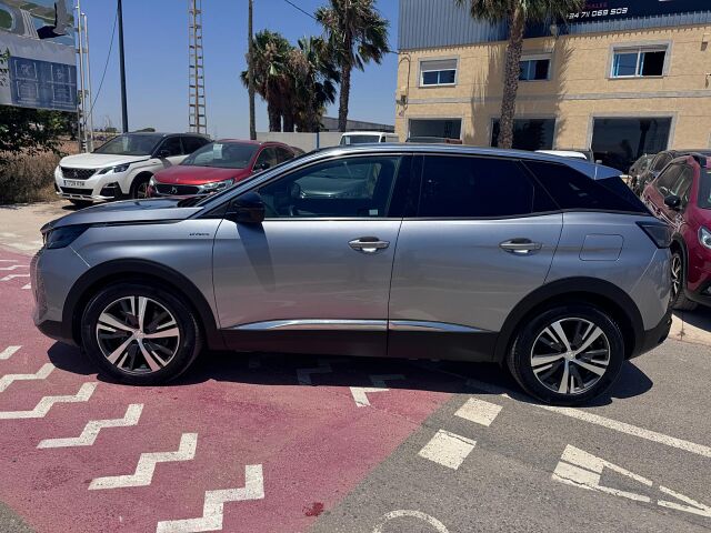 PEUGEOT 3008 ALLURE 1.6 PHEV AUTO SPANISH LHD IN SPAIN 26000 MILES SUPERB 2023
