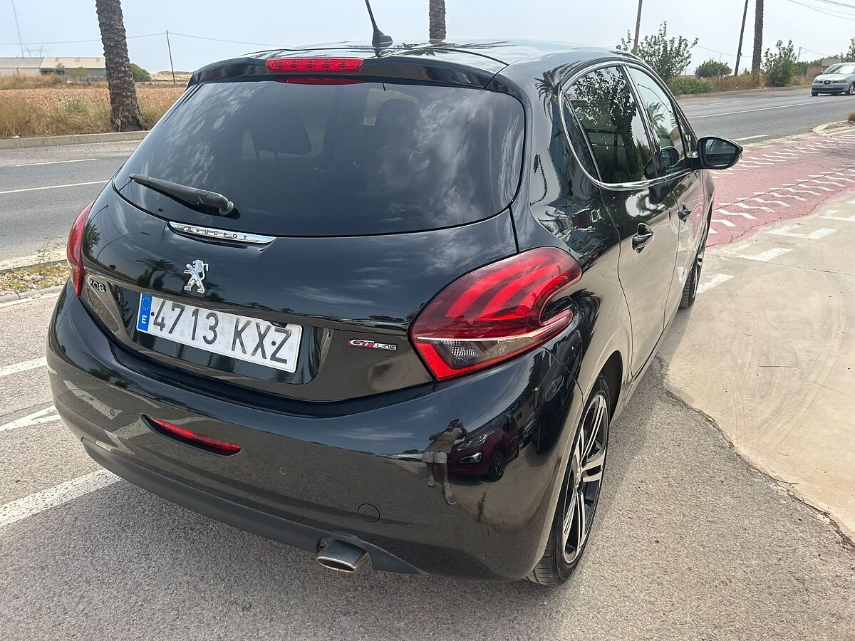 PEUGEOT 208 GT 1.2 E-THP AUTO SPANISH LHD IN SPAIN 58000 MILES SUPERB 2019
