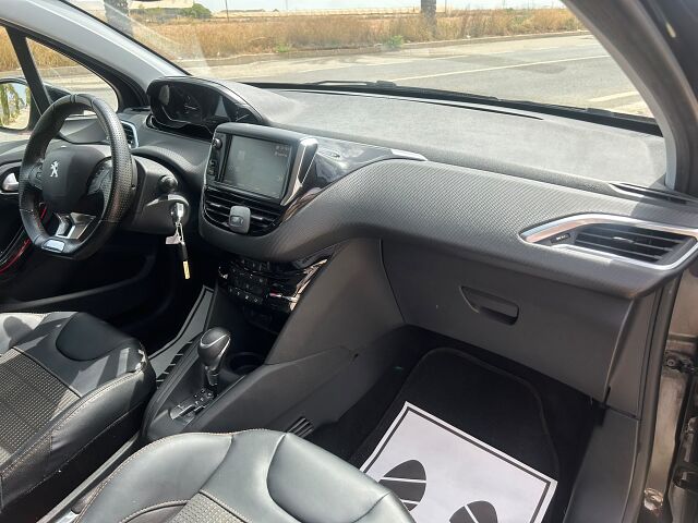 PEUGEOT 208 GT 1.2 E-THP AUTO SPANISH LHD IN SPAIN 58000 MILES SUPERB 2019