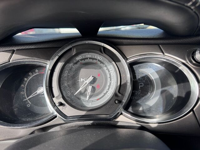 CITROEN DS3 EXCLUSIVE 1.2 E-THP AUTO SPANISH LHD IN SPAIN 121000 MILES 2018