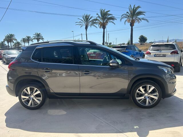 PEUGEOT 2008 ALLURE 1.2 E-THP AUTO SPANISH LHD IN SPAIN 41000 MILES SUPERB 2019