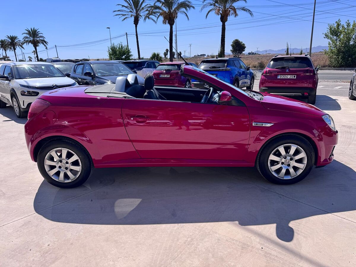 VAUXHALL TIGRA CC CONVERTIBLE 1.4 SPANISH RHD IN SPAIN 66000 MILES SUPER 2009