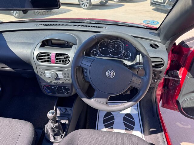 VAUXHALL TIGRA CC CONVERTIBLE 1.4 SPANISH RHD IN SPAIN 66000 MILES SUPER 2009