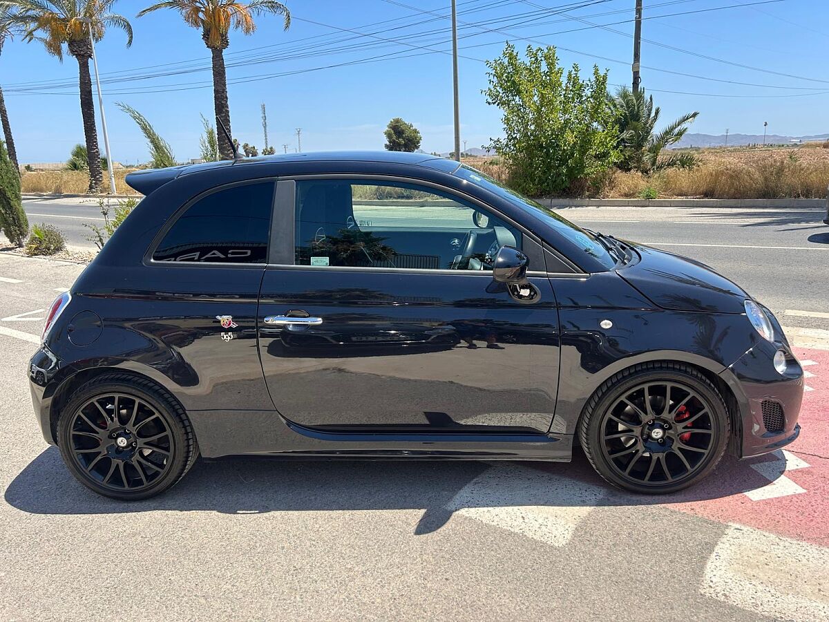 ABARTH 500 595 YAMAHA EDITION 1.4 T SPANISH RHD IN SPAIN ONLY 18000 MILES 2016