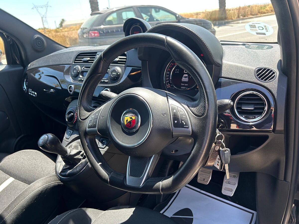 ABARTH 500 595 YAMAHA EDITION 1.4 T SPANISH RHD IN SPAIN ONLY 18000 MILES 2016