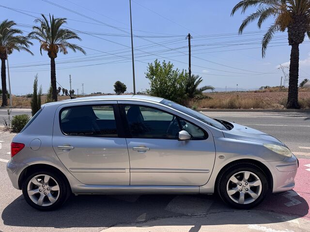 PEUGEOT 307 1.6 PETROL SPANISH LHD IN SPAIN ONLY 61000 MILES SUPERB 2006