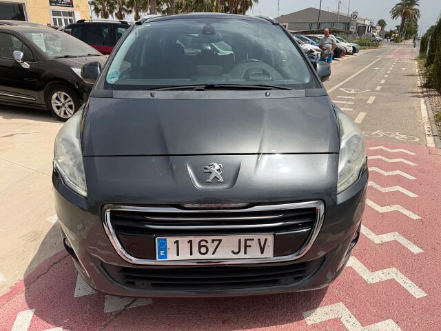 PEUGEOT 5008 ALLURE 1.6 HDI AUTO SPANISH LHD IN SPAIN 84000 MILES 7 SEATS 2015