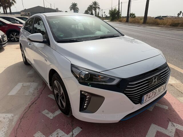 HYUNDAI IONIQ COMFORT 1.6 HEV AUTO SPANISH LHD IN SPAIN 60000 MILES SUPERB 2017