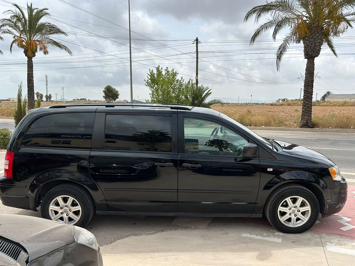 CHRYSLER GRAND VOYAGER LX 2.8 CRDI AUTO SPANISH LHD IN SPAIN 116000 MILES 2008