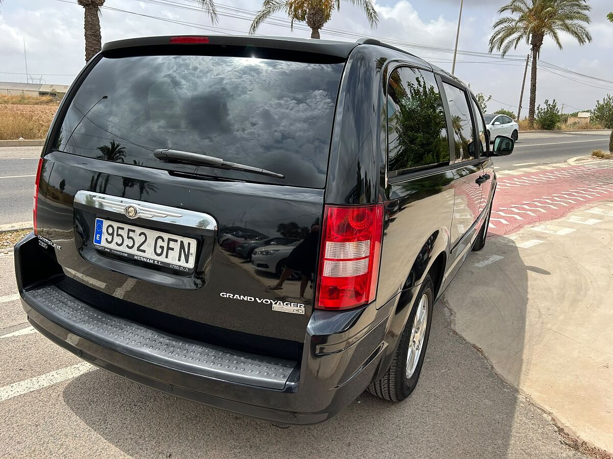 CHRYSLER GRAND VOYAGER LX 2.8 CRDI AUTO SPANISH LHD IN SPAIN 116000 MILES 2008