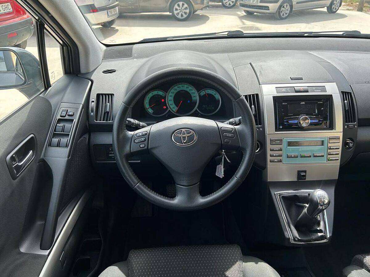 TOYOTA COROLLA VERSO 2.2 D4D SPANISH LHD IN SPAIN 91000 MILES 7 SEATS SUPERB 2008