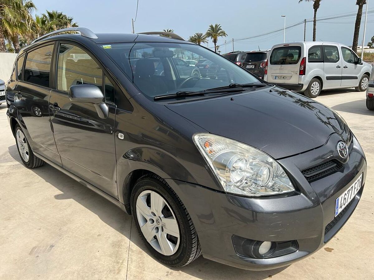 TOYOTA COROLLA VERSO 2.2 D4D SPANISH LHD IN SPAIN 91000 MILES 7 SEATS SUPERB 2008