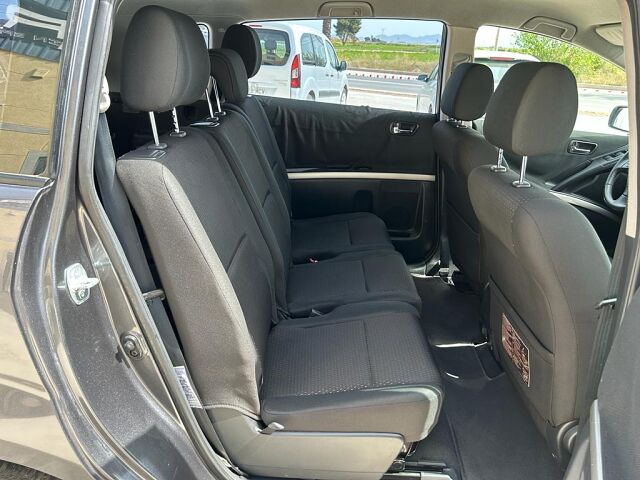 TOYOTA COROLLA VERSO 2.2 D4D SPANISH LHD IN SPAIN 91000 MILES 7 SEATS SUPERB 2008