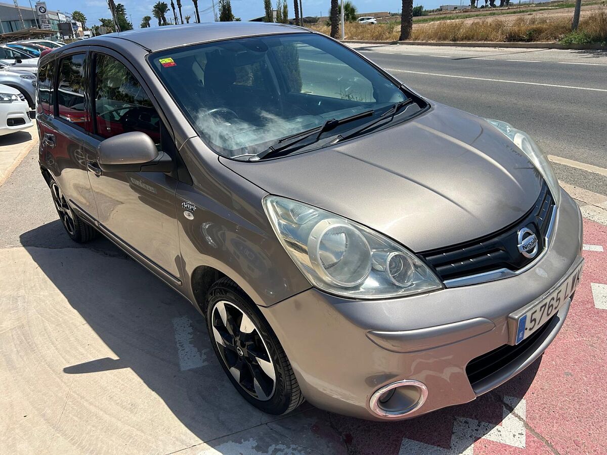 NISSAN NOTE TEKNA 1.4 PETROL SPANISH RHD IN SPAIN 74000 MILES SUPERB 2013