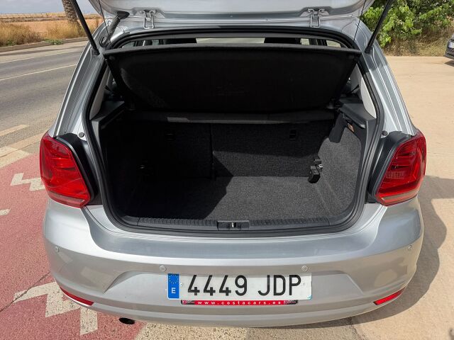 VOLKSWAGEN POLO ADVANCE 1.2 TSI AUTO SPANISH LHD IN SPAIN 72000 MILES SUPER 2015