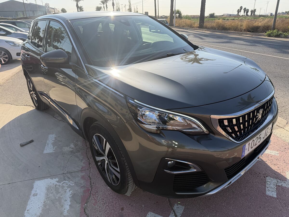 PEUGEOT 3008 ALLURE 1.2 E-THP AUTO SPANISH LHD IN SPAIN 62000 MILES SUPER 2017