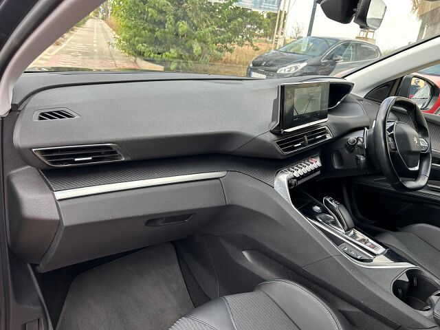 PEUGEOT 3008 ALLURE 1.6 PHEV AUTO UK RHD IN SPAIN ONLY 70000 MILES SUPERB 2021