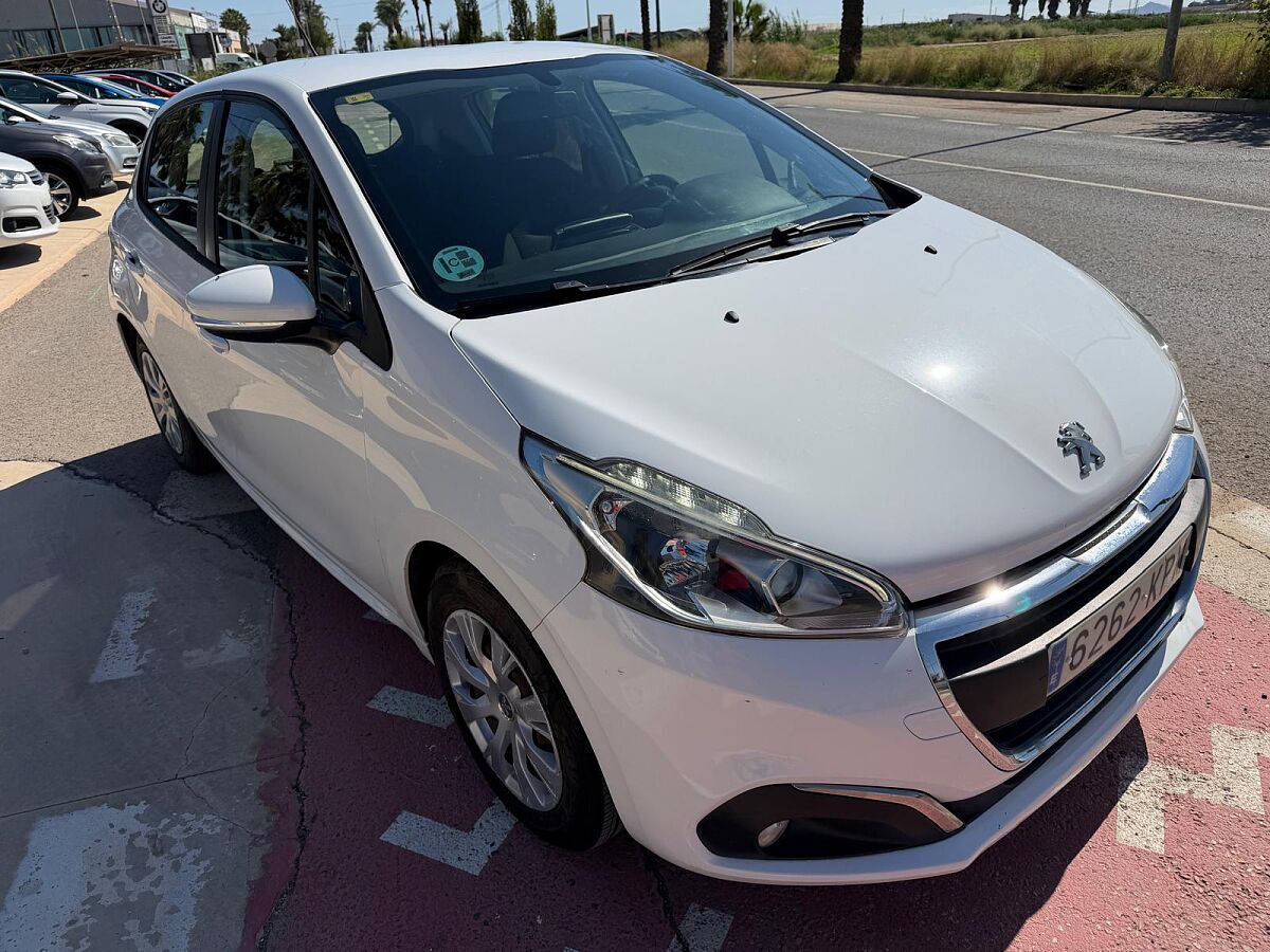 PEUGEOT 208 ACTIVE 1.2 VTI SPANISH LHD IN SPAIN 84000 MILES SUPERB 2018